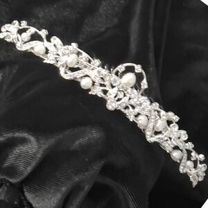 David's Bridal Pearl Rhinestone Sparkling Wedding Tiara Headband Hair Comb Bling